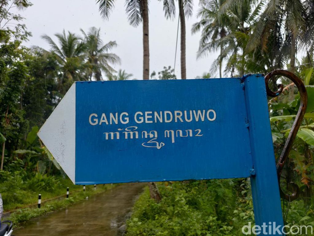 Penampakan Seramnya Gang Gendruwo di Temon Kulon Progo